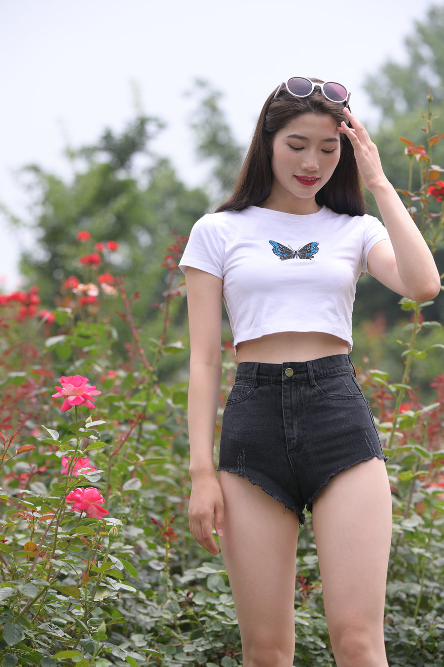 J1895 873P1V-25.6GB-学姐图库