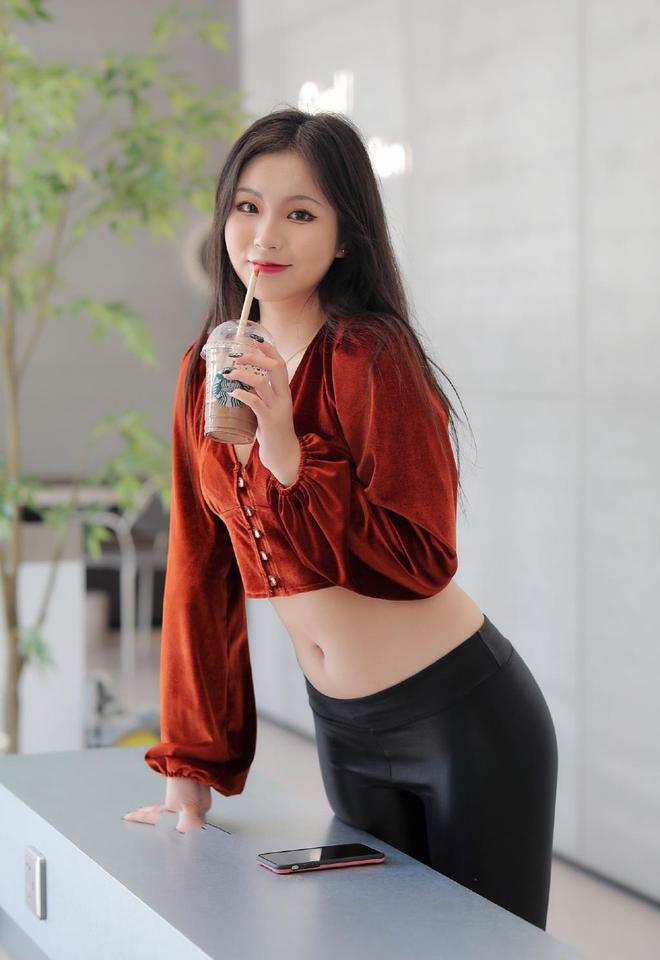 图片[3]-非常甜美的皮裤女孩 J1236 322P11V-16.4GB-学姐图库