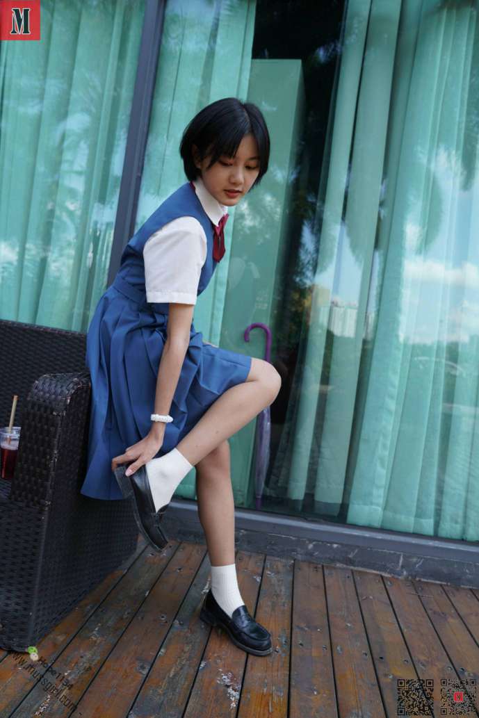 图片[6]-一副学生模样的短发姑娘【112P】20023-学姐图库
