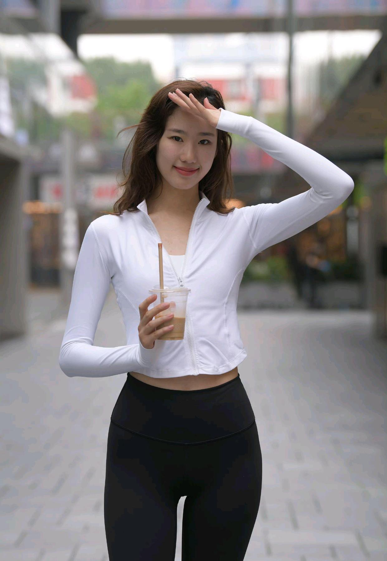 图片[4]-像刘亦菲的黑色瑜伽裤女孩J2237 340P1V-14.8GB-学姐图库