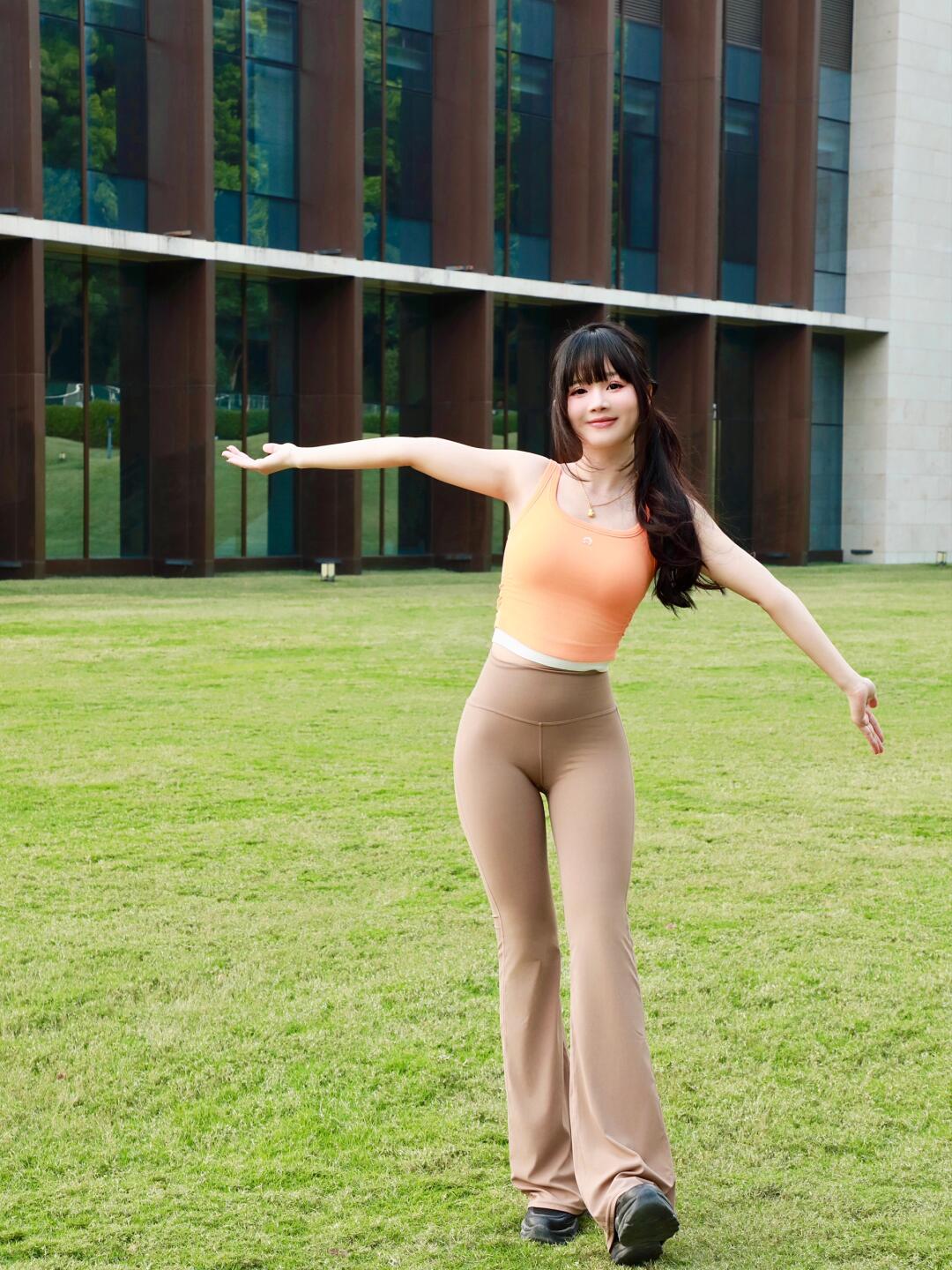 图片[4]-喜欢瑜伽的阳光快乐女孩【135P】04042-学姐图库