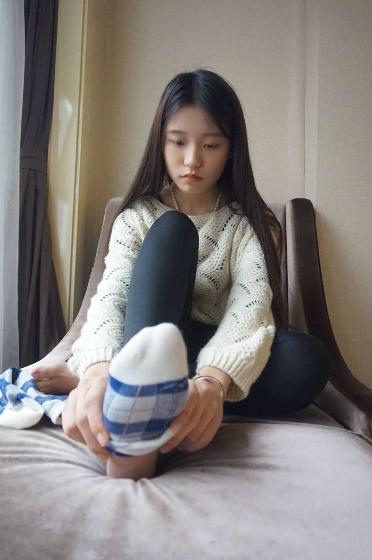 图片[5]-眼神很清澈的赤脚女孩【59P】20020-学姐图库