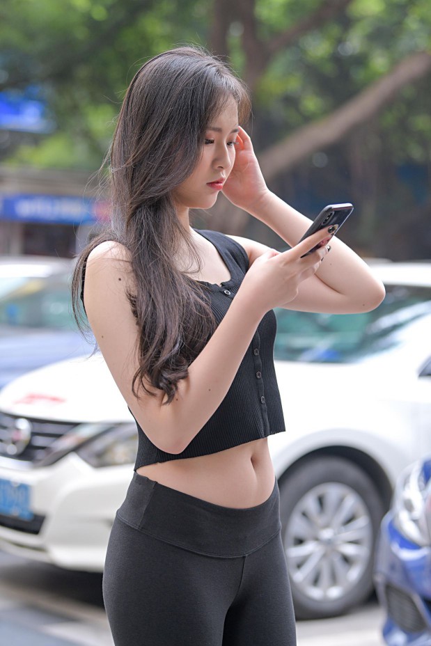 图片[5]-喝奶茶的黑色瑜伽裤长发姑娘【376P】00055-学姐图库