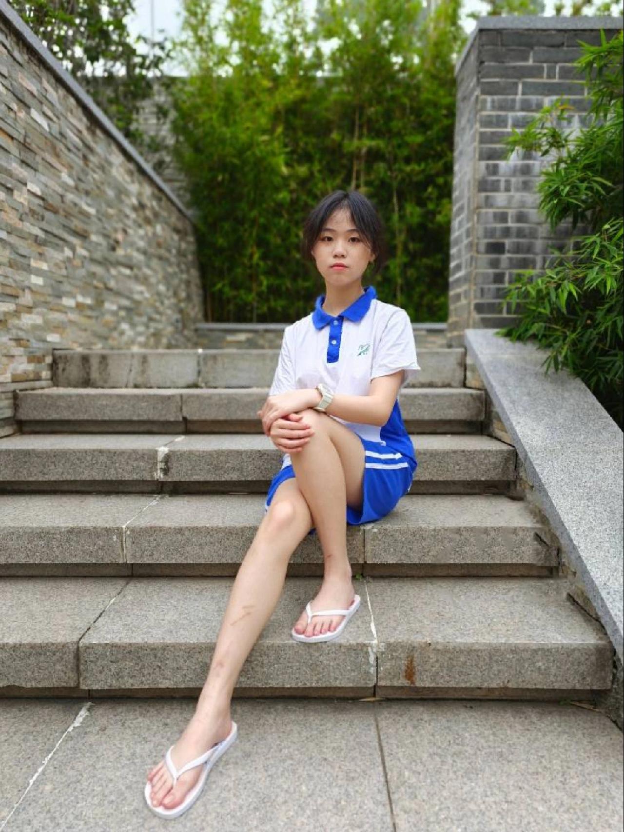 图片[3]-穿校服非常清纯的小姑娘【49P】20003-学姐图库