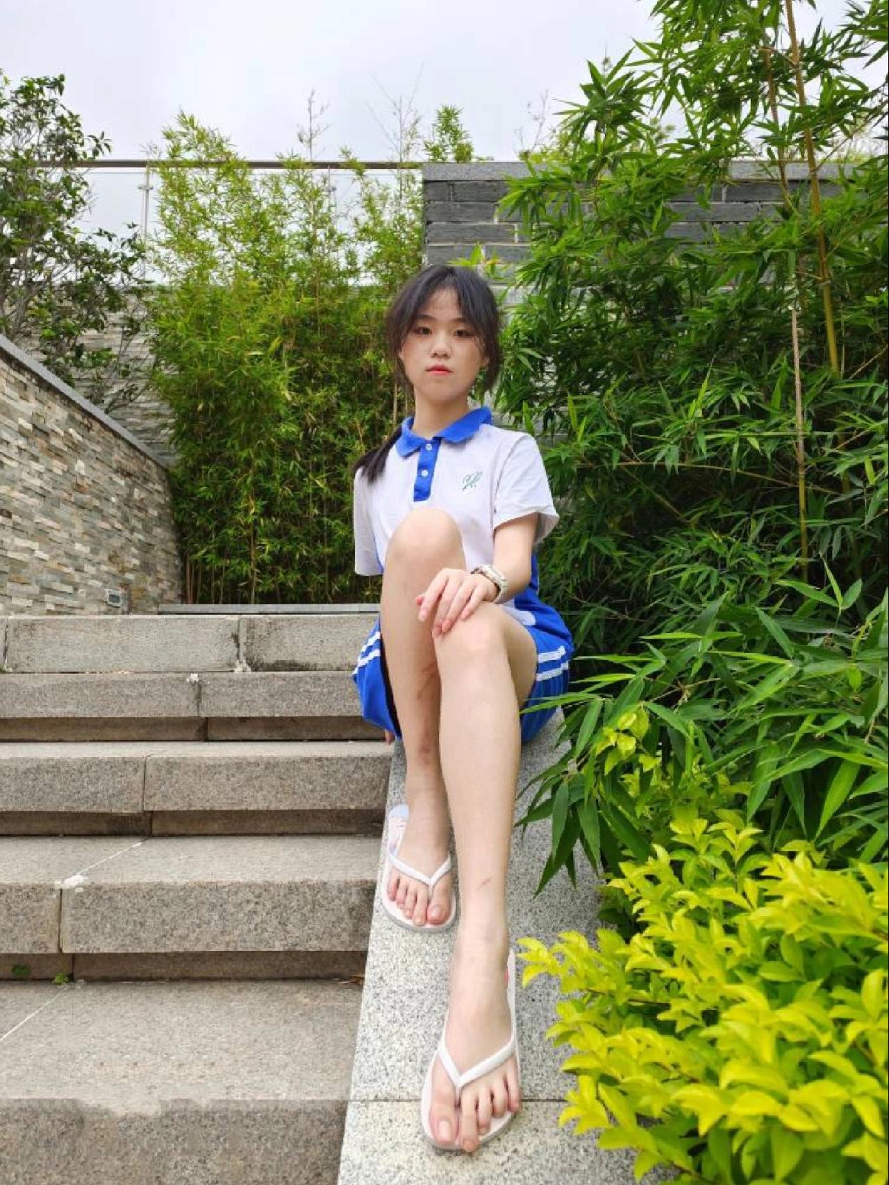 图片[4]-穿校服非常清纯的小姑娘【49P】20003-学姐图库