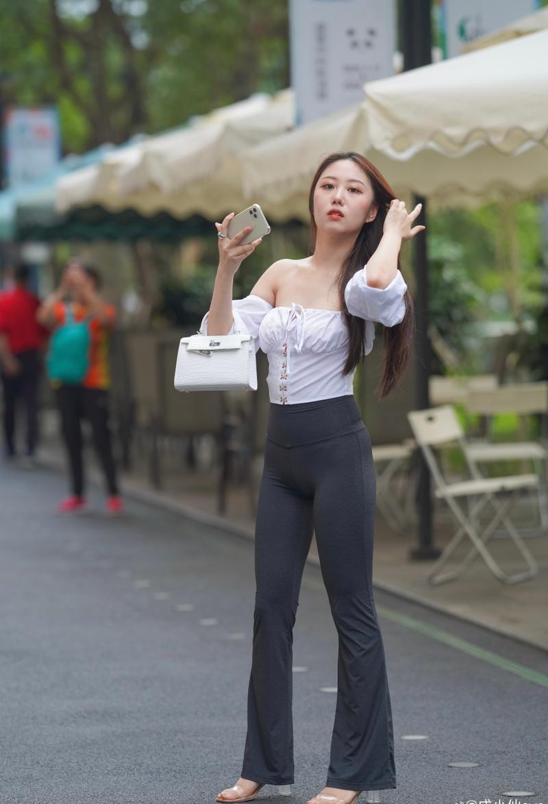 图片[2]-身材非常哇塞的瑜伽裤女孩  J1333 521P6V-21.6GB-学姐图库