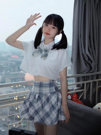 图片[6]-网格丝袜的清纯双马尾小姑娘-学姐图库