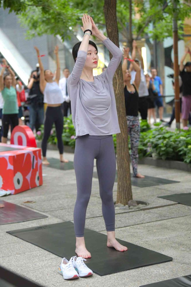 做瑜伽的小女人【75P】04023-学姐图库