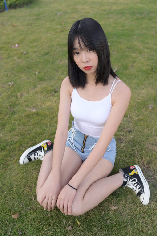 J0902 486P18V-15.3GB-学姐图库