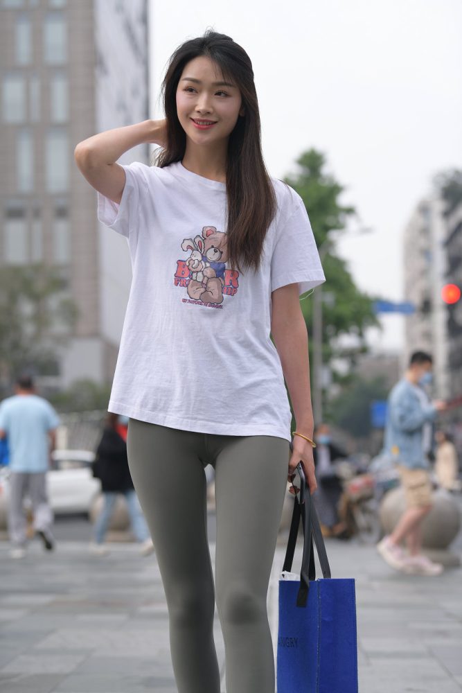 一身休闲装的瑜伽裤女孩J2961 709P1V-24.1GB-学姐图库