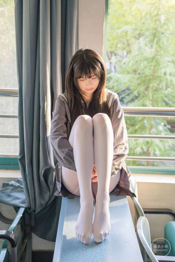 白丝清纯少女真的太可爱了【60P】20001-学姐图库