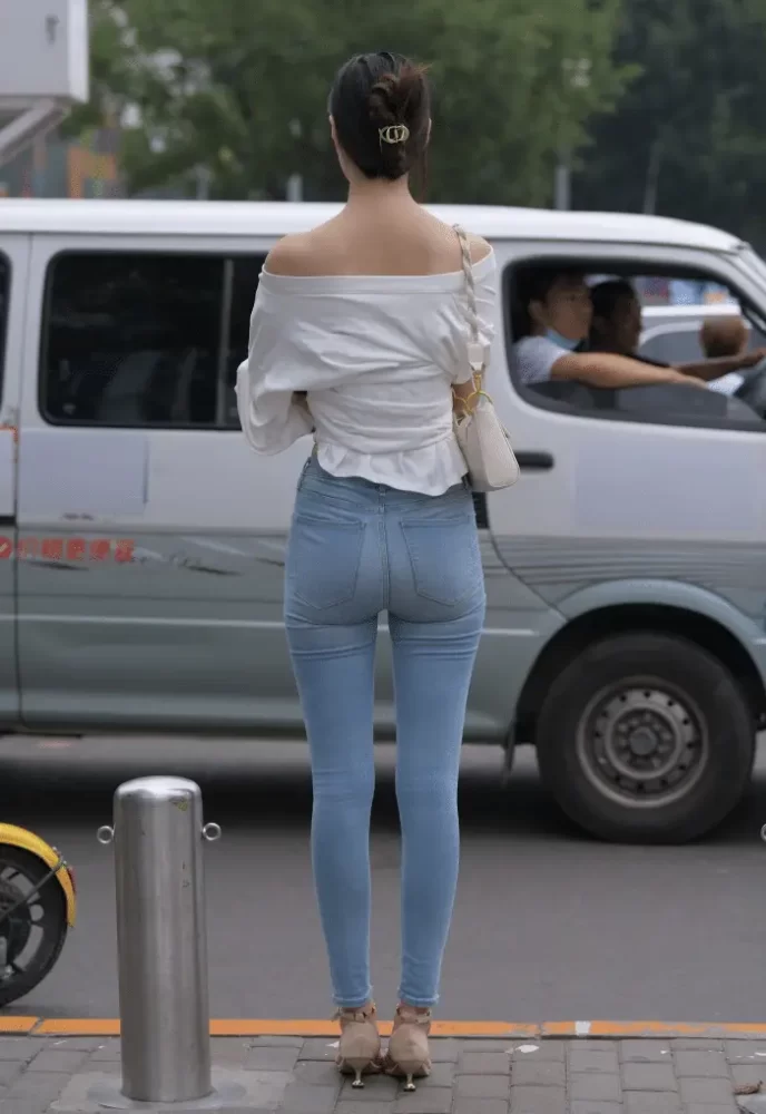 紧身牛仔裤优雅小女人J2238 322P1V-14.1GB-学姐图库