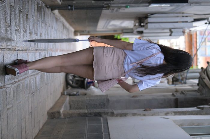 非常清纯甜美的短裙姑娘在逛街【458P】00052-学姐图库