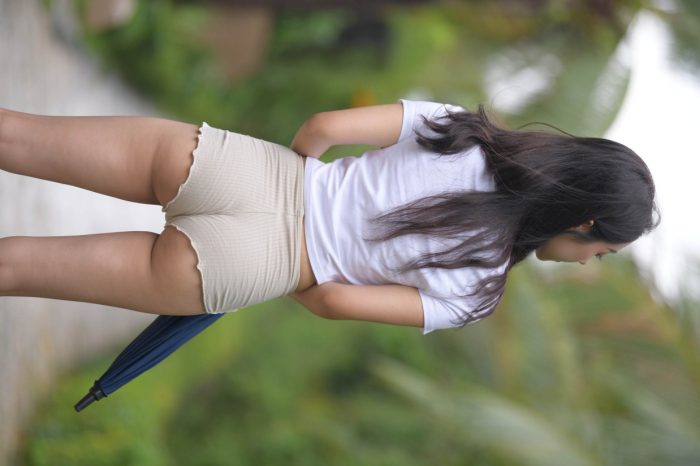 在郊外的长发热裤姑娘【388P】00022-学姐图库