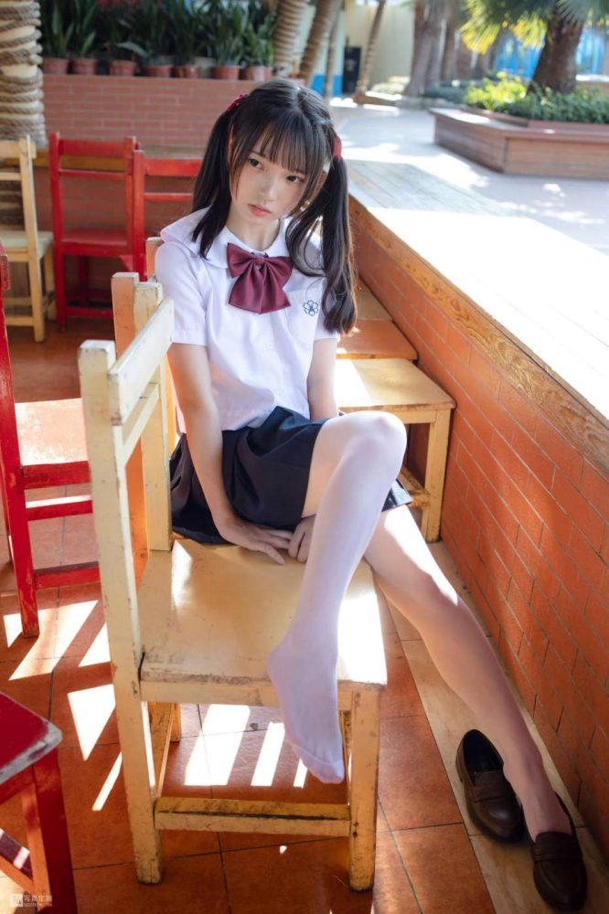 眼神好清澈的双马尾白丝女孩【75P】20019-学姐图库